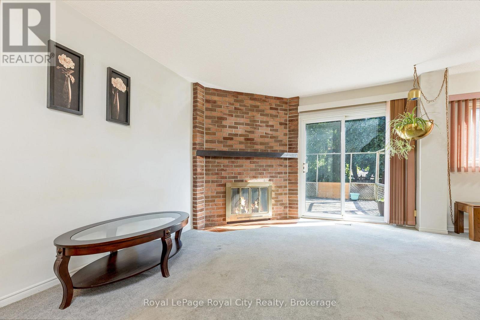 












5949 PAGOSA COURT

,
Mississauga (Streetsville),




Ontario
L5M2M8

