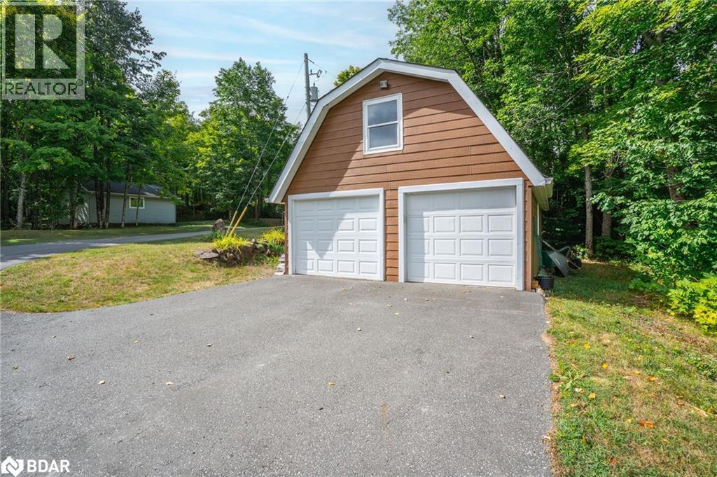 












1115A STEENBURG LAKE Road N

,
Limerick,




Ontario
K0L1W0

