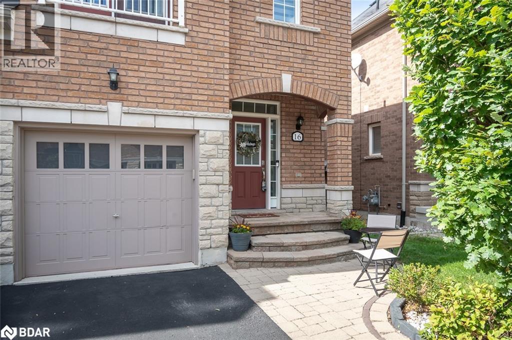 












745 FARMSTEAD Drive Unit# 16

,
Milton,




Ontario
L9T8B1

