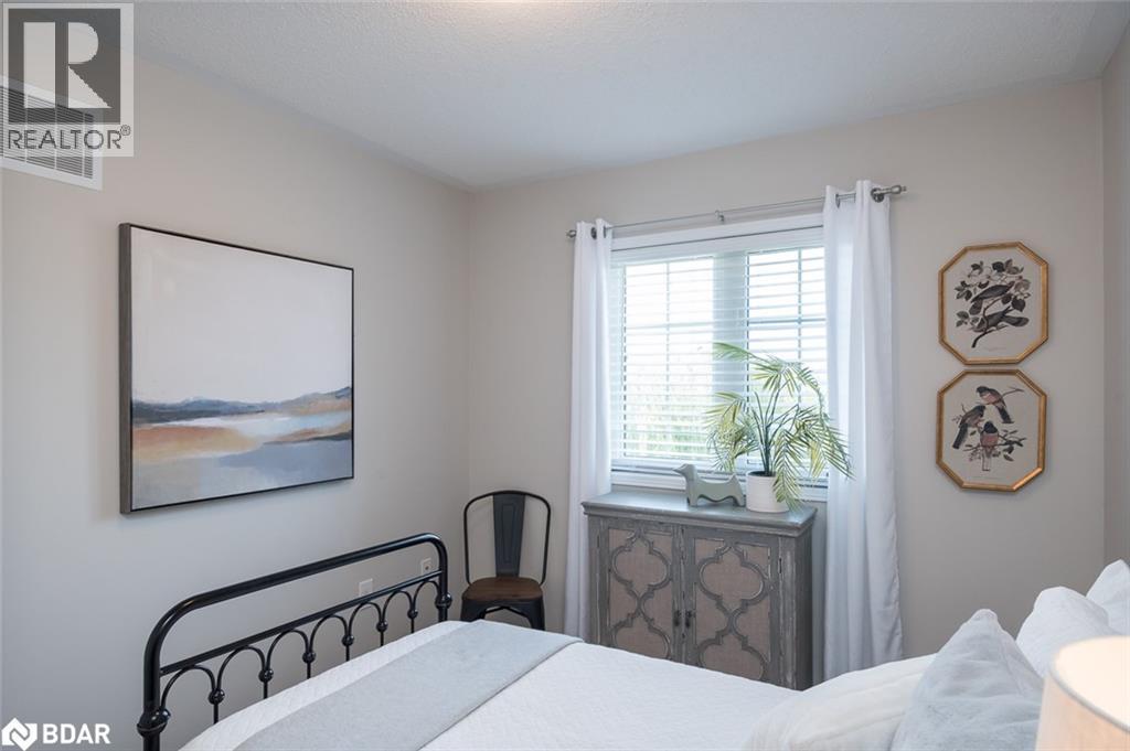 












745 FARMSTEAD Drive Unit# 16

,
Milton,




Ontario
L9T8B1

