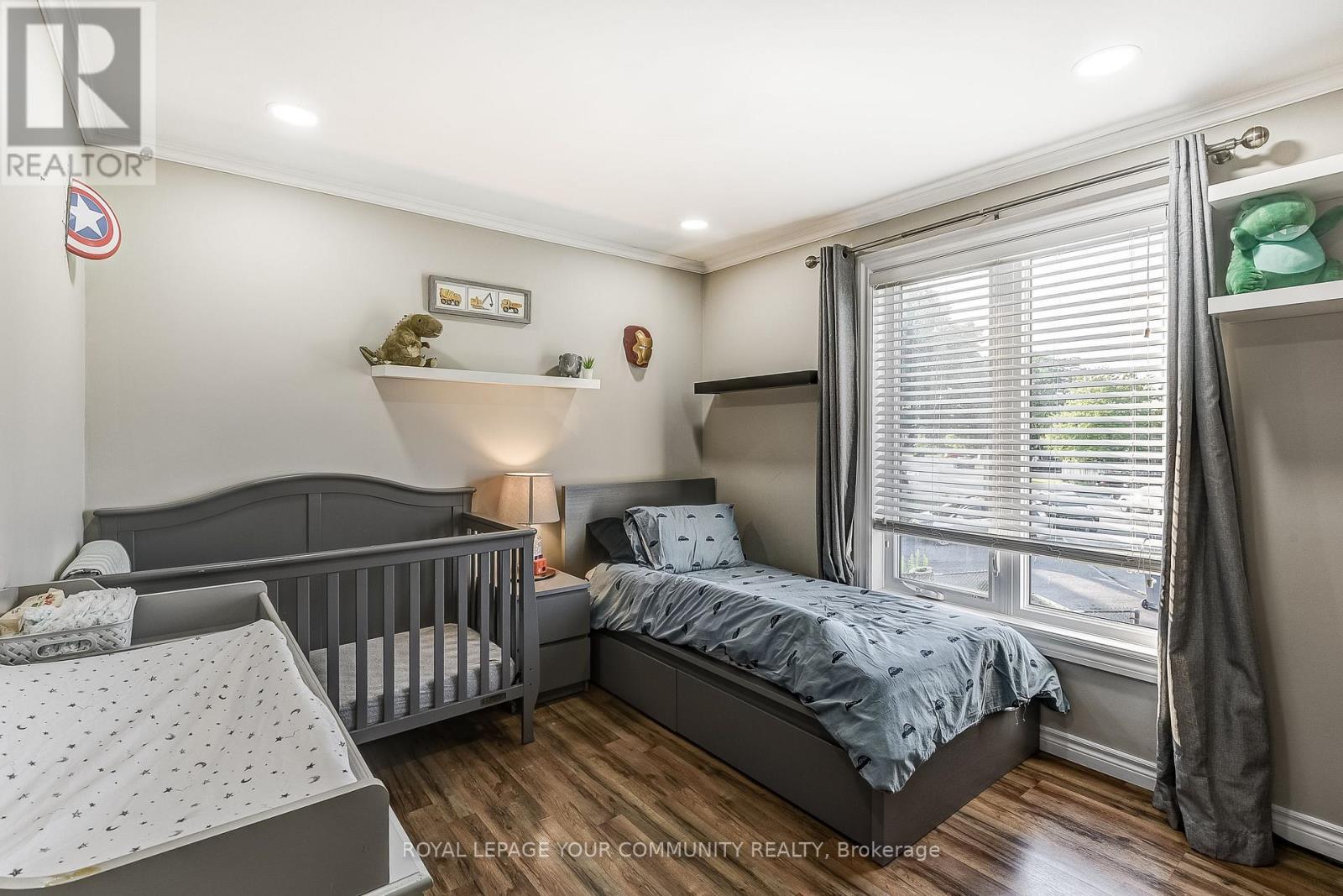 












38 GAINSBOROUGH ROAD

,
Brampton,




Ontario
L6S1X1

