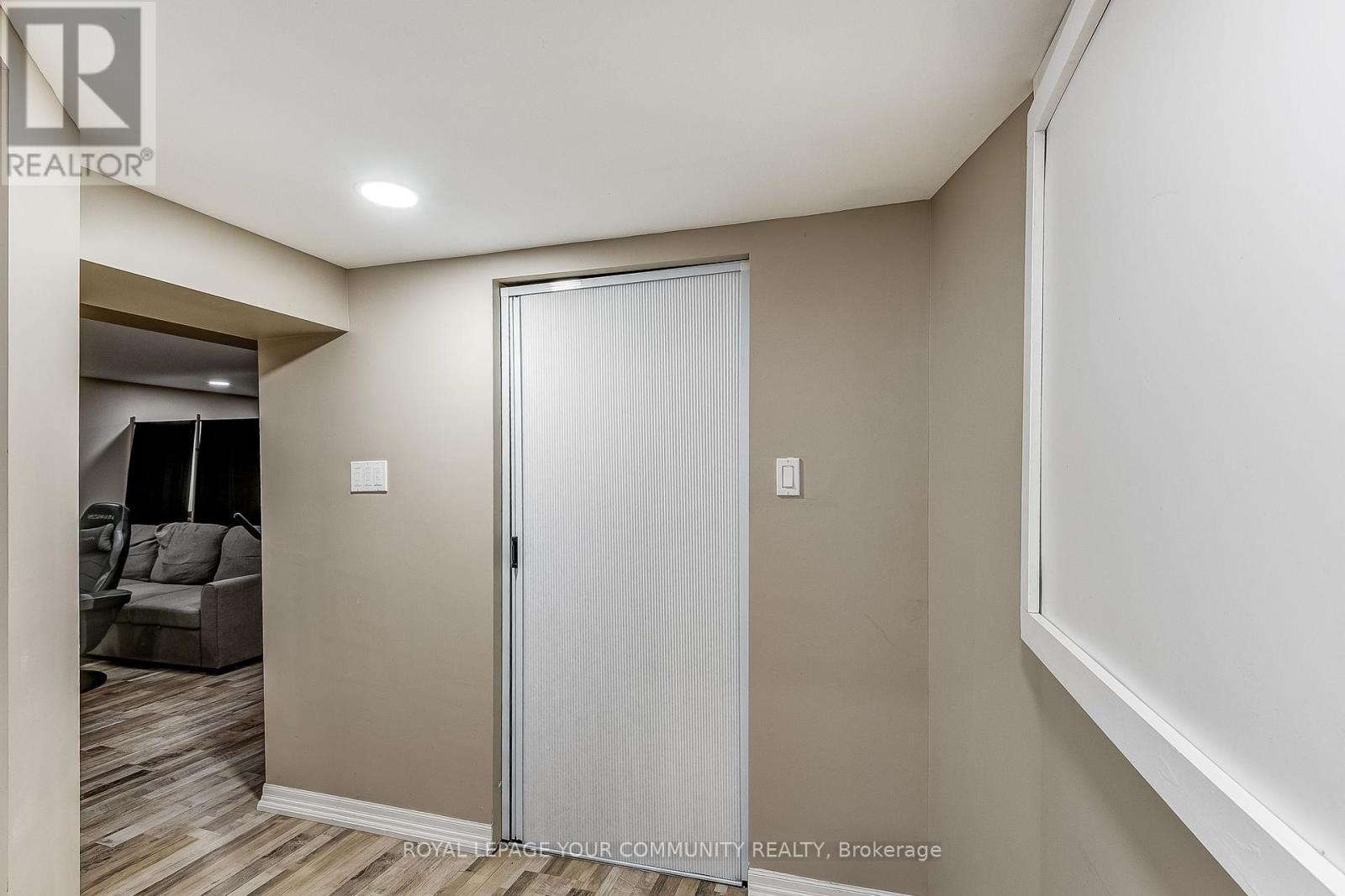 












38 GAINSBOROUGH ROAD

,
Brampton,




Ontario
L6S1X1

