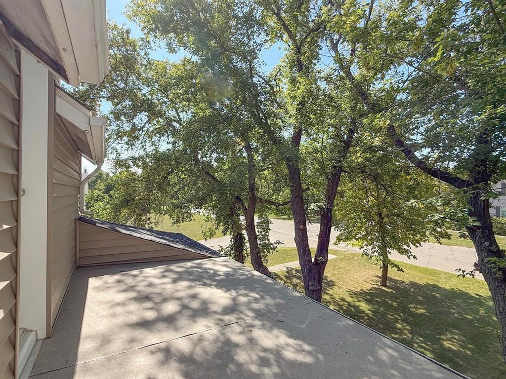 












75 Second Avenue W

,
Souris,




Manitoba
R0K2C0

