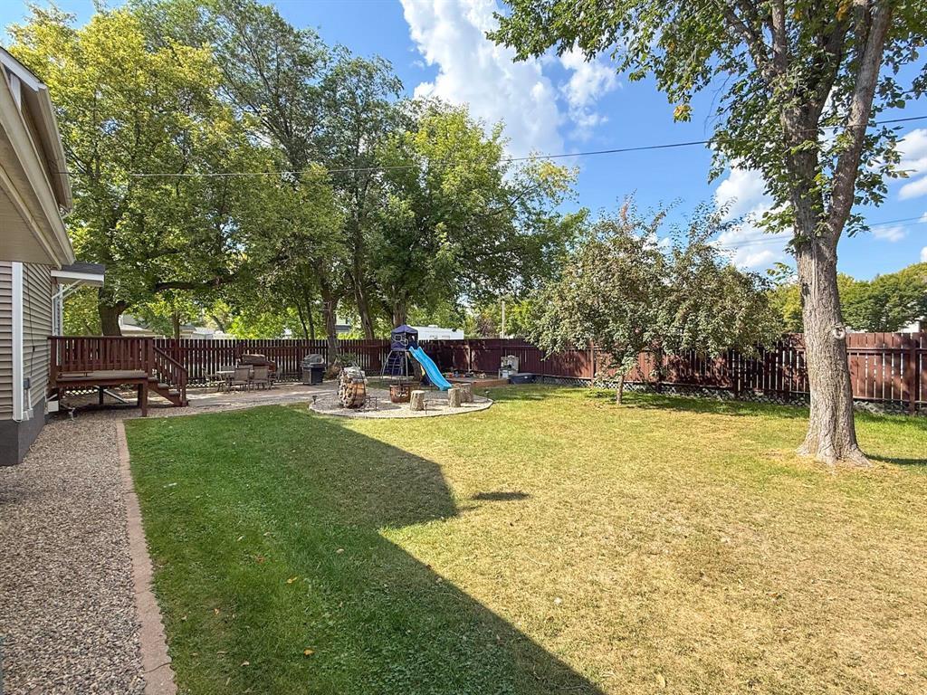 












75 Second Avenue W

,
Souris,




Manitoba
R0K2C0

