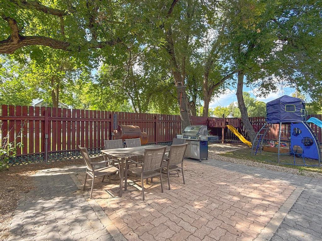 












75 Second Avenue W

,
Souris,




Manitoba
R0K2C0

