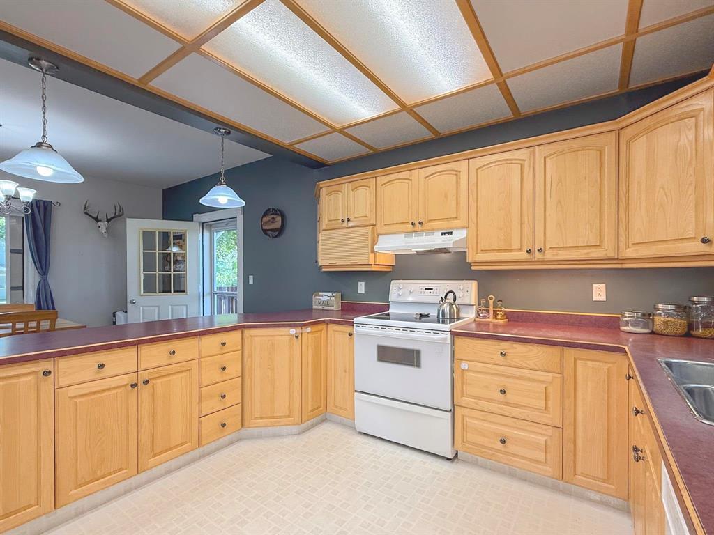 












75 Second Avenue W

,
Souris,




Manitoba
R0K2C0

