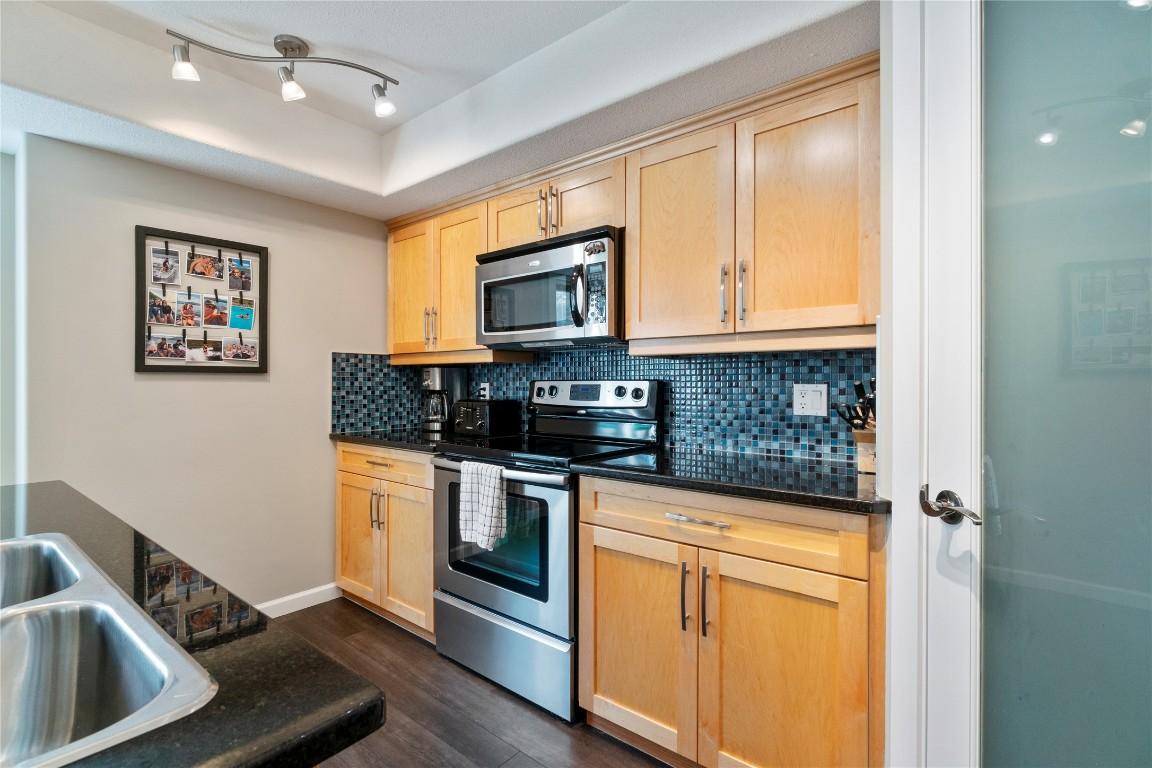 









1130


Riverside

Avenue, 3,
Sicamous,




BC
V0E 2V0

