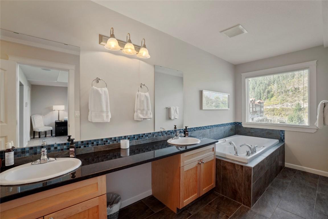 









1130


Riverside

Avenue, 3,
Sicamous,




BC
V0E 2V0


