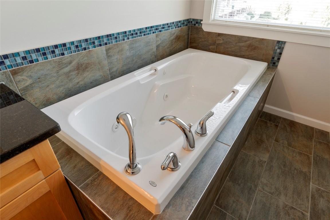 









1130


Riverside

Avenue, 3,
Sicamous,




BC
V0E 2V0


