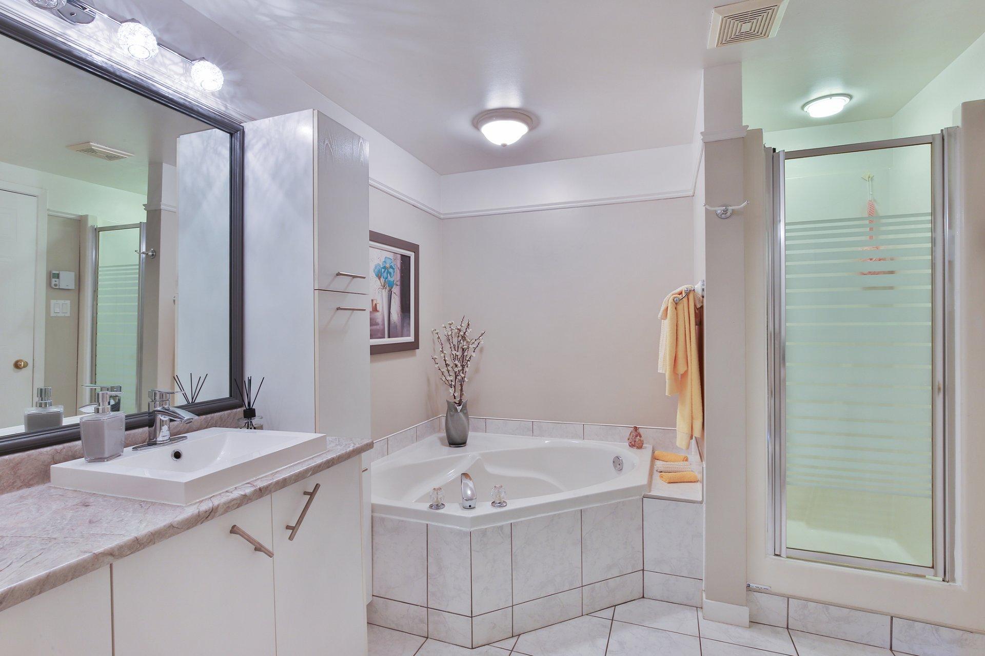 









636


Rue de Bristol

, 101,
Saint-Jean-sur-Richelieu,




QC
J3A1V3

