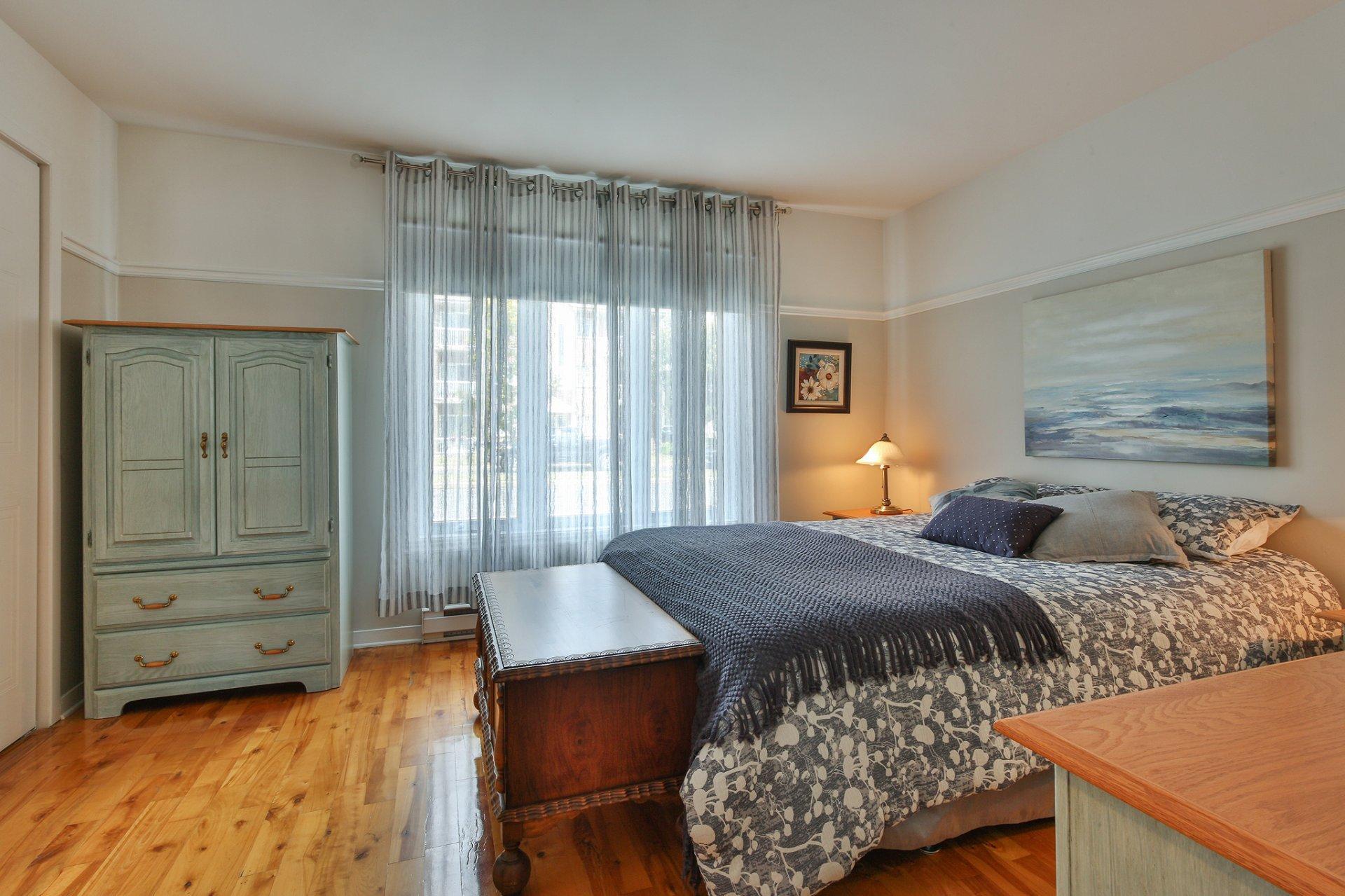 









636


Rue de Bristol

, 101,
Saint-Jean-sur-Richelieu,




QC
J3A1V3

