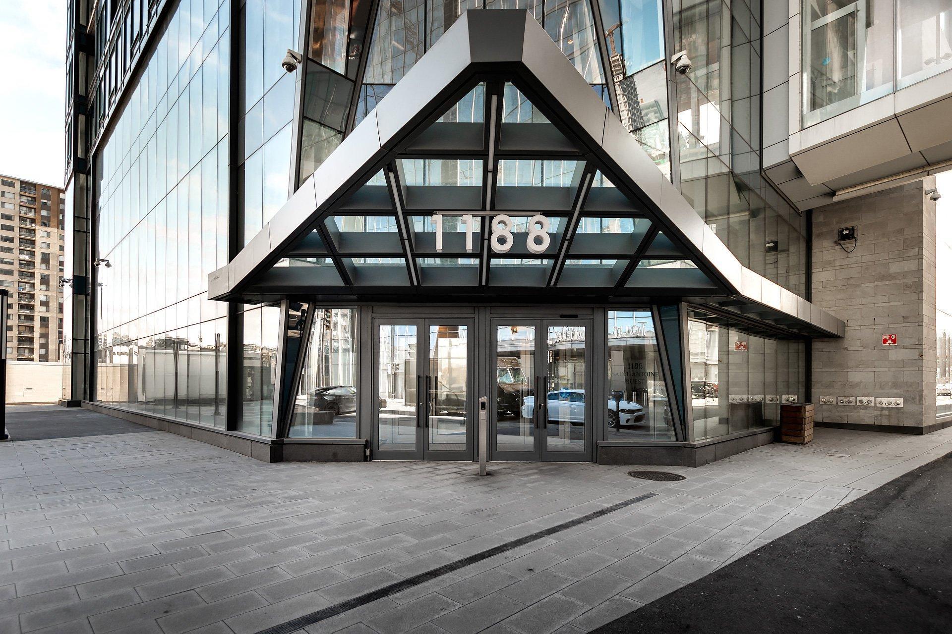 









1188


Rue St-Antoine O.

, 3911,
Montréal (Ville-Marie),




QC
H3C1B4


