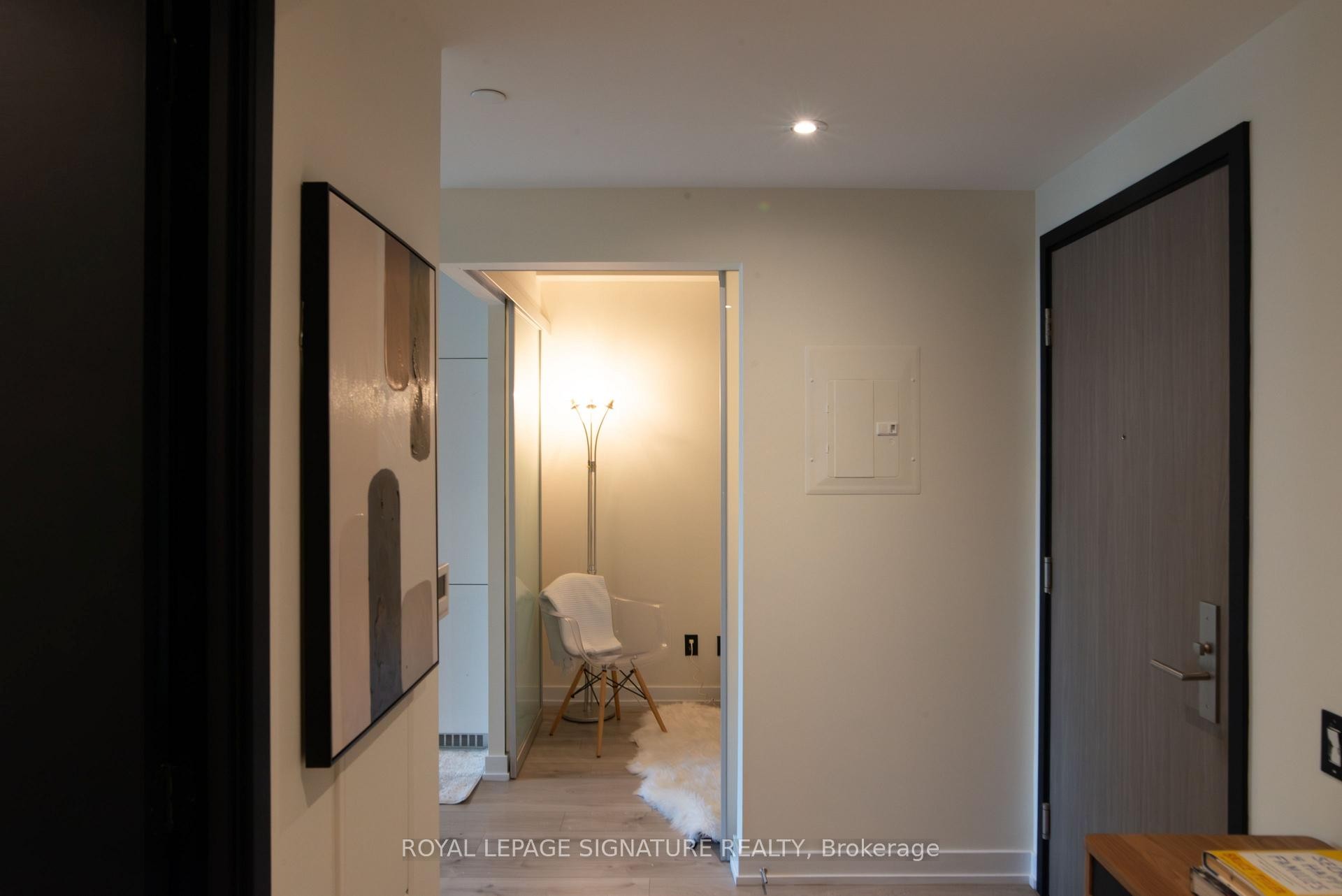 









161


Roehampton

Avenue, 605,
Toronto,




ON
M4P 0C8


