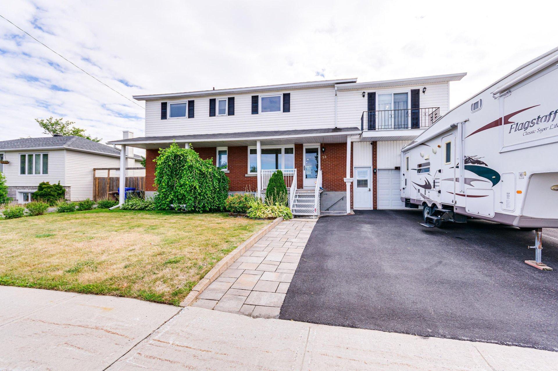 









55


Rue St-Rosaire

,
Gatineau (Gatineau),




QC
J8T3B8


