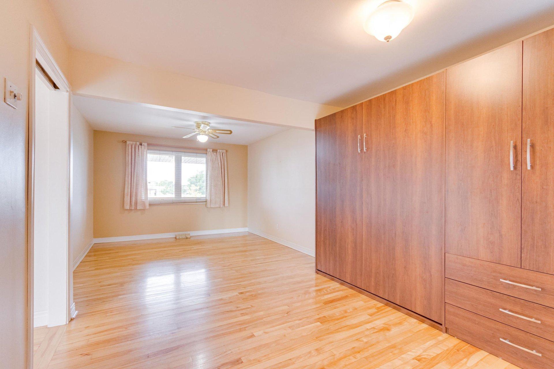 









55


Rue St-Rosaire

,
Gatineau (Gatineau),




QC
J8T3B8

