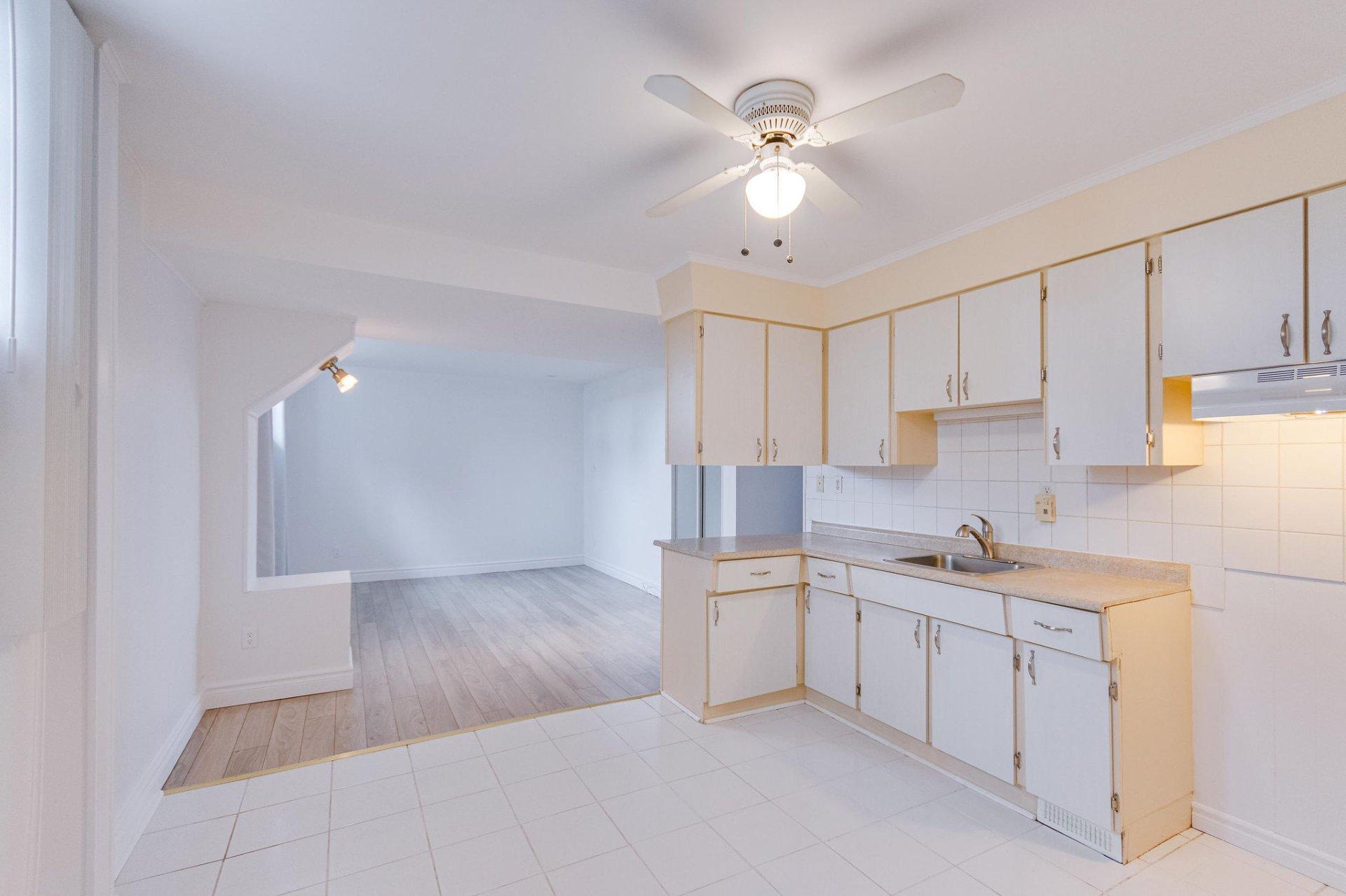 









55


Rue St-Rosaire

,
Gatineau (Gatineau),




QC
J8T3B8

