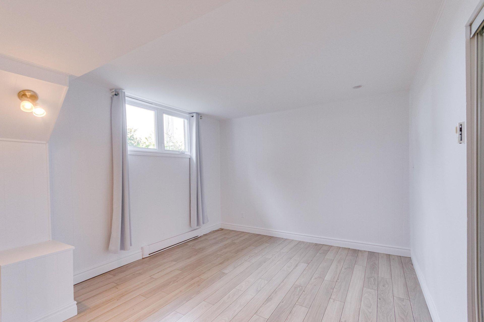 









55


Rue St-Rosaire

,
Gatineau (Gatineau),




QC
J8T3B8

