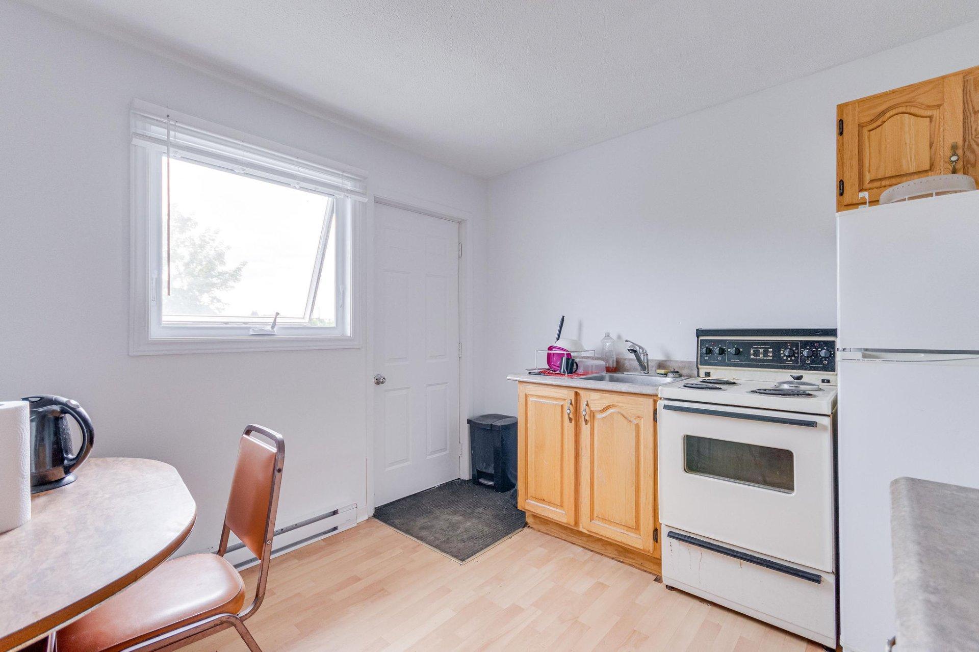 









55


Rue St-Rosaire

,
Gatineau (Gatineau),




QC
J8T3B8

