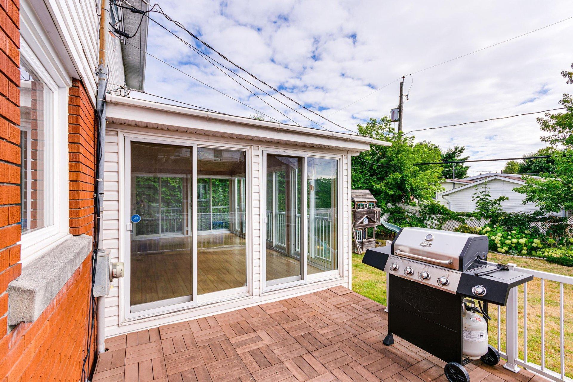 









55


Rue St-Rosaire

,
Gatineau (Gatineau),




QC
J8T3B8

