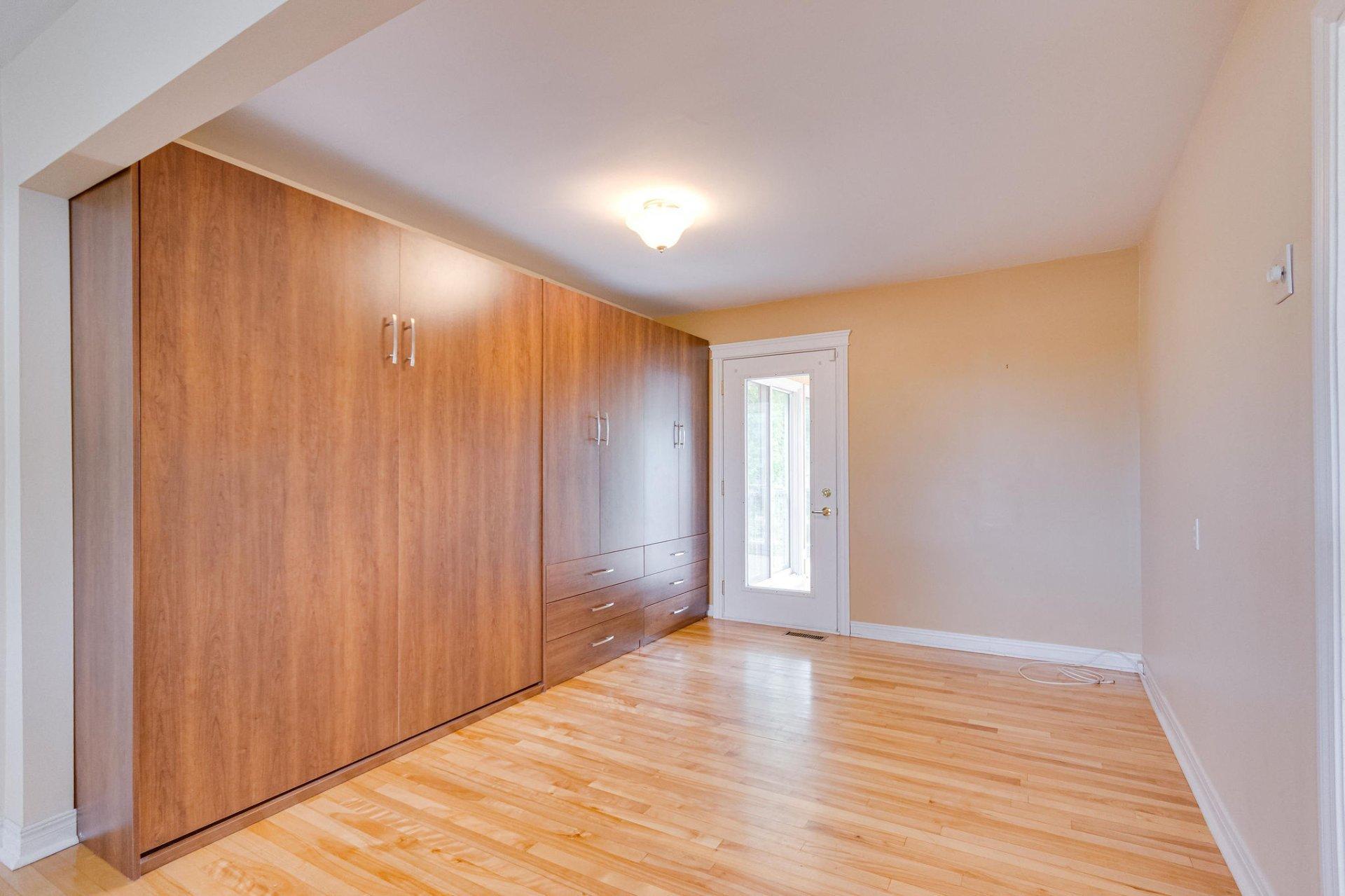









55


Rue St-Rosaire

,
Gatineau (Gatineau),




QC
J8T3B8


