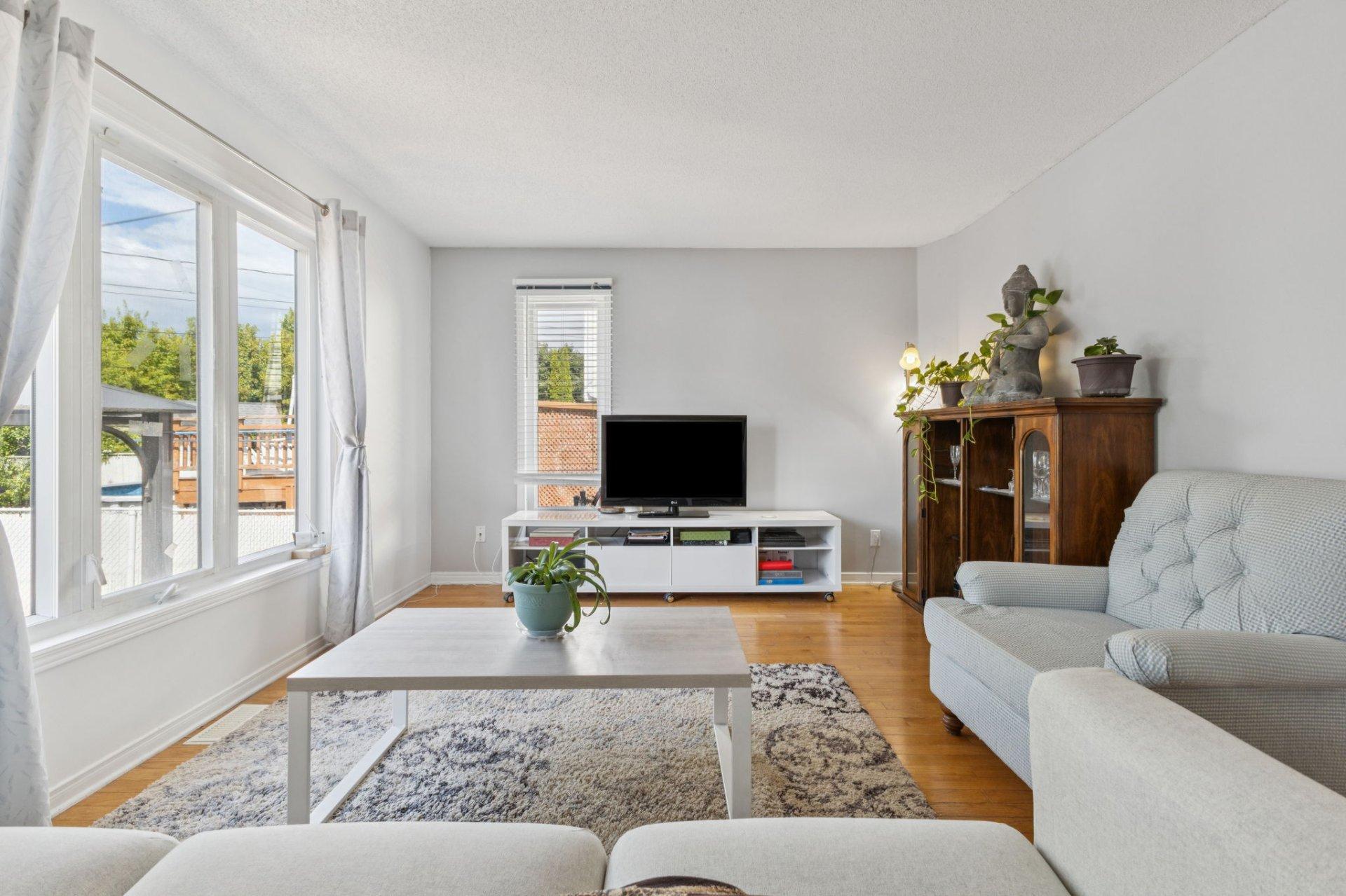 









50


Rue de la Petite-Nation

,
Gatineau (Aylmer),




QC
J9J2W2

