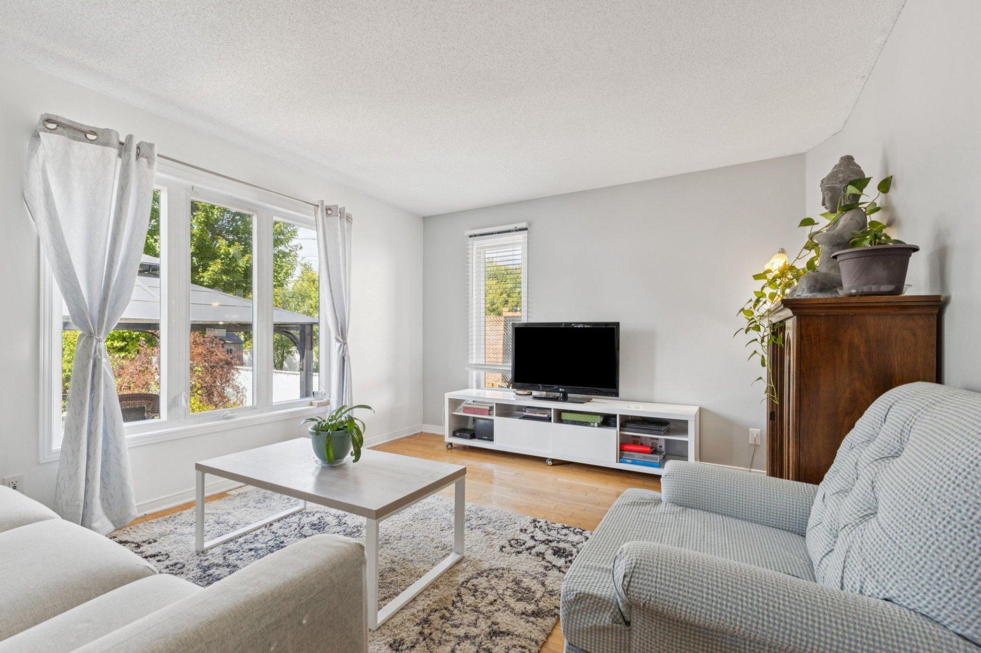 









50


Rue de la Petite-Nation

,
Gatineau (Aylmer),




QC
J9J2W2

