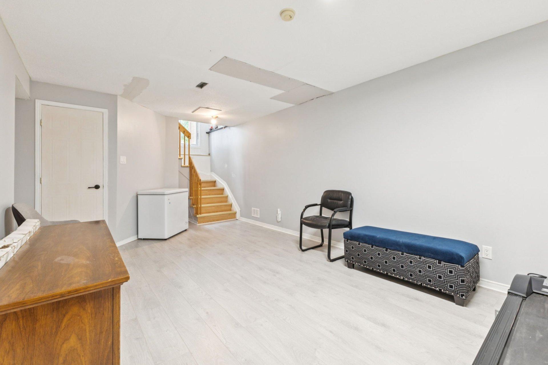 









50


Rue de la Petite-Nation

,
Gatineau (Aylmer),




QC
J9J2W2

