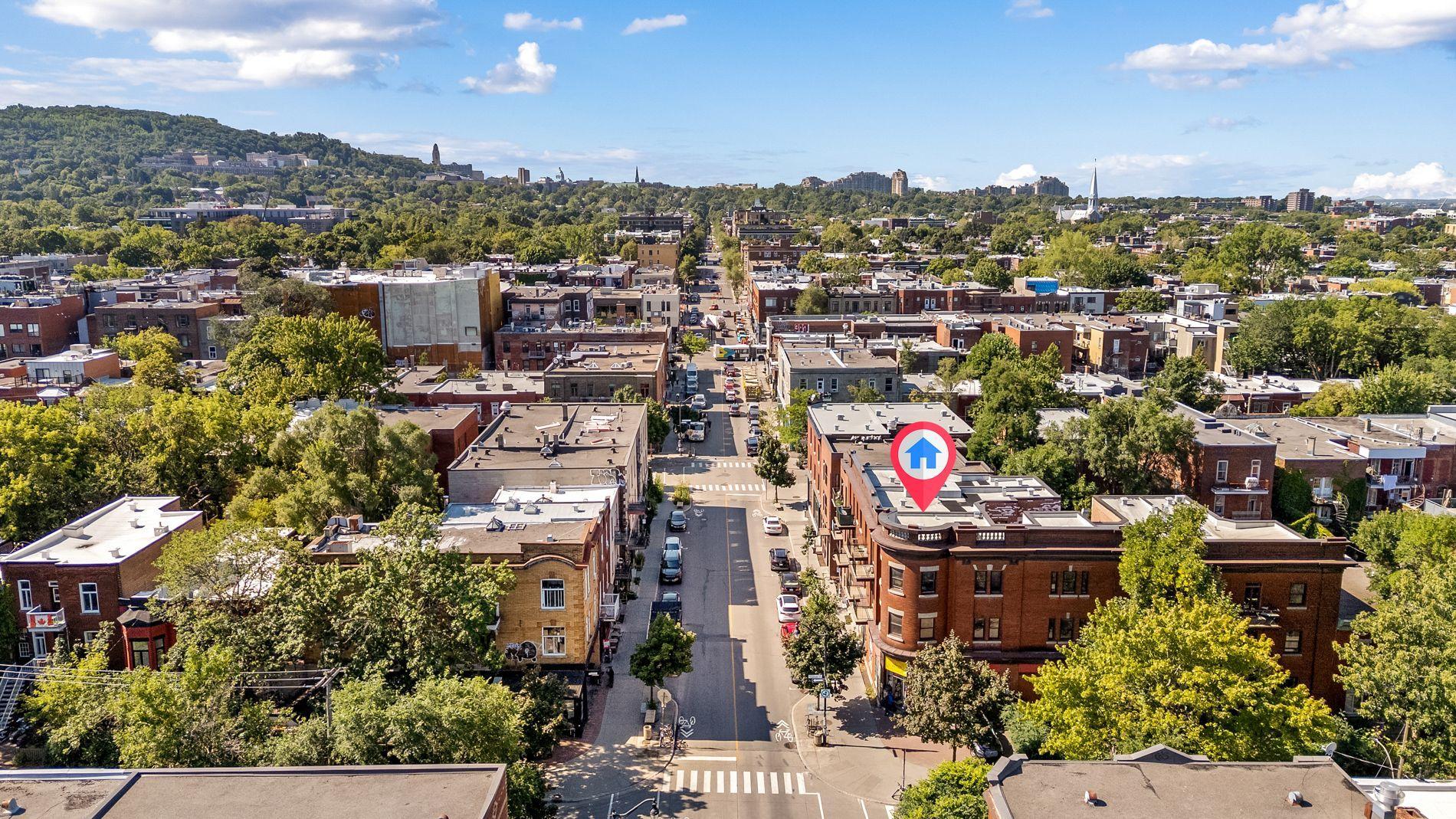 









5804


Av. de l'Esplanade

, 1,
Montréal (Le Plateau-Mont-Royal),




QC
H2T3A3

