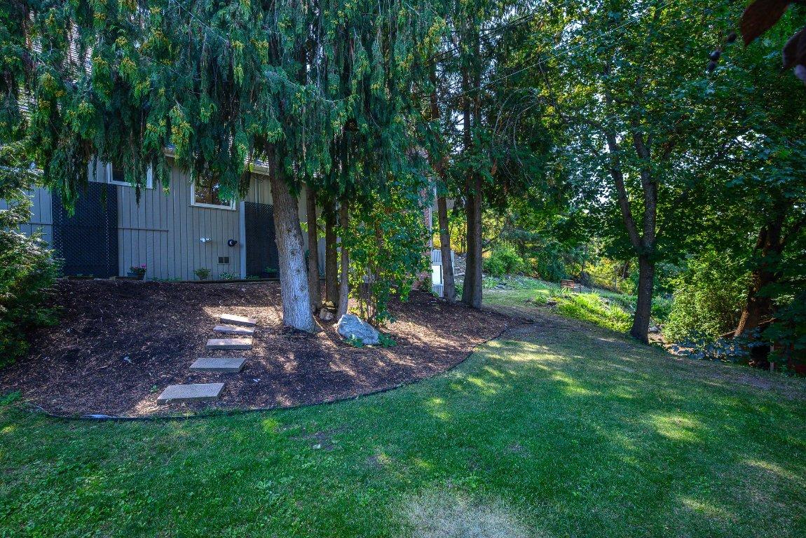 









5221


Hartnell

Road,
Vernon,




BC
V1B 3J4

