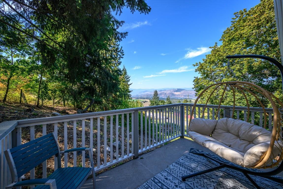 









5221


Hartnell

Road,
Vernon,




BC
V1B 3J4


