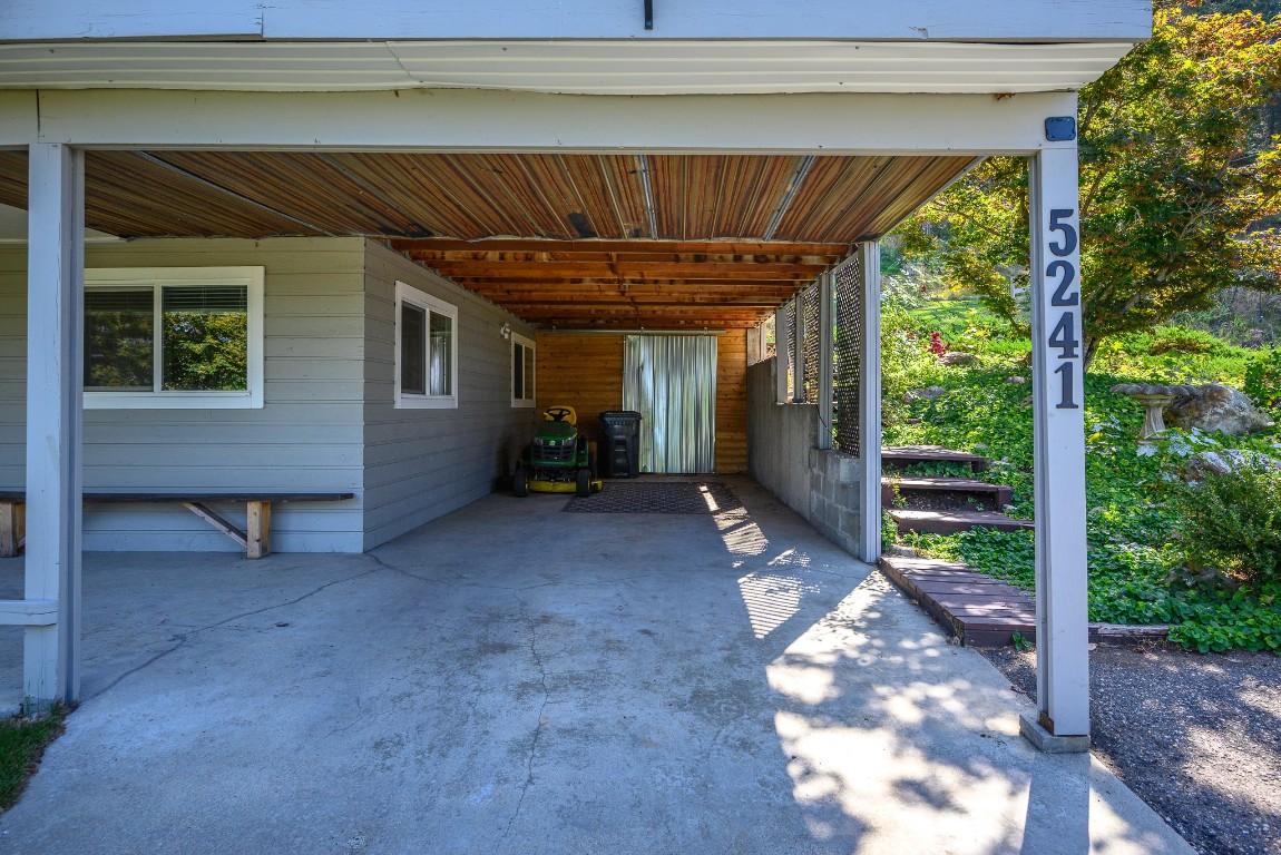 









5221


Hartnell

Road,
Vernon,




BC
V1B 3J4

