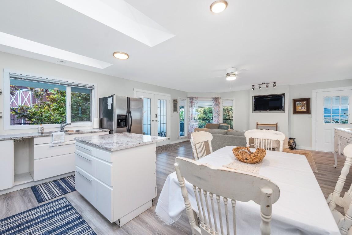 









5221


Hartnell

Road,
Vernon,




BC
V1B 3J4

