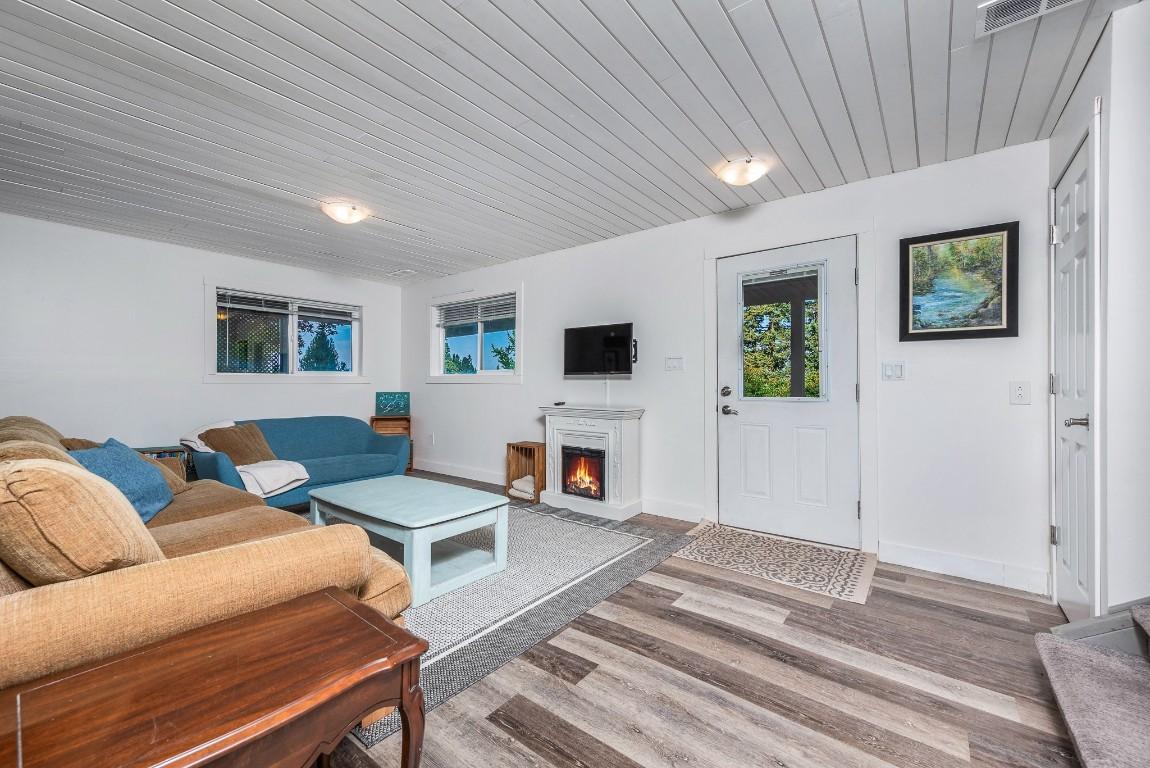 









5221


Hartnell

Road,
Vernon,




BC
V1B 3J4

