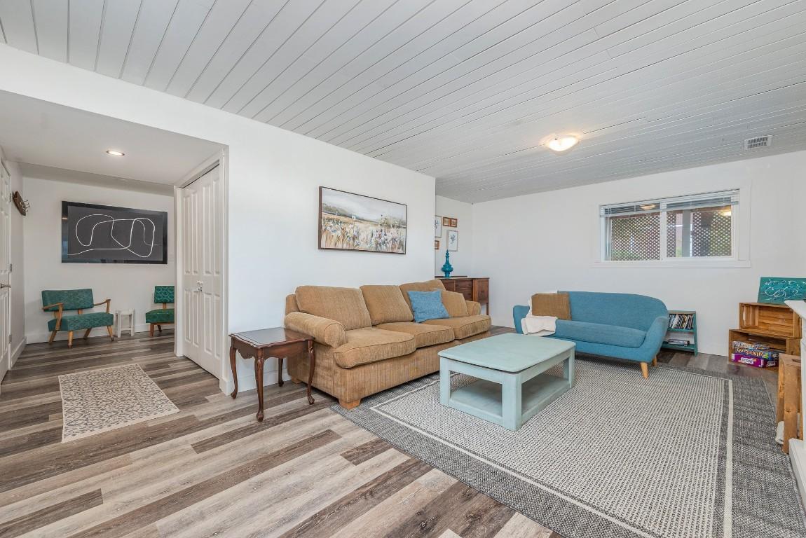 









5221


Hartnell

Road,
Vernon,




BC
V1B 3J4

