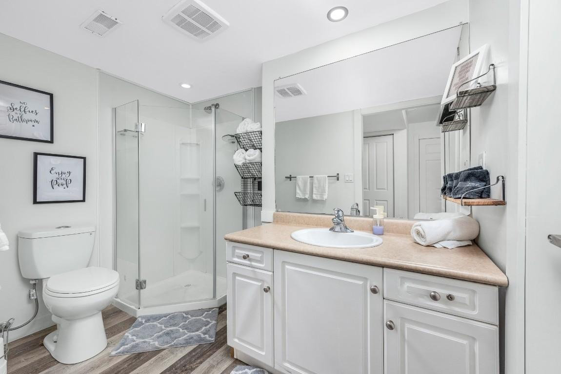 









5221


Hartnell

Road,
Vernon,




BC
V1B 3J4


