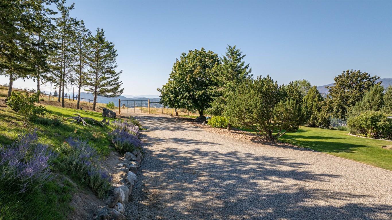 









4491


Hebbert

Road,
Lake Country,




BC
V4V 2A8

