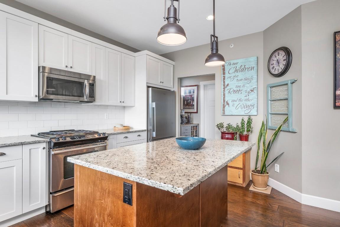 









4008


Terrapin

Place,
Vernon,




BC
V1T 9W4

