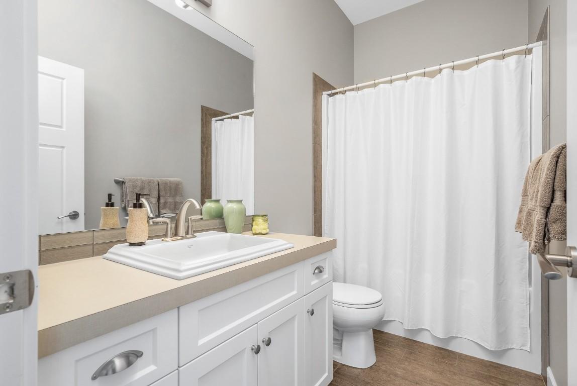 









4008


Terrapin

Place,
Vernon,




BC
V1T 9W4


