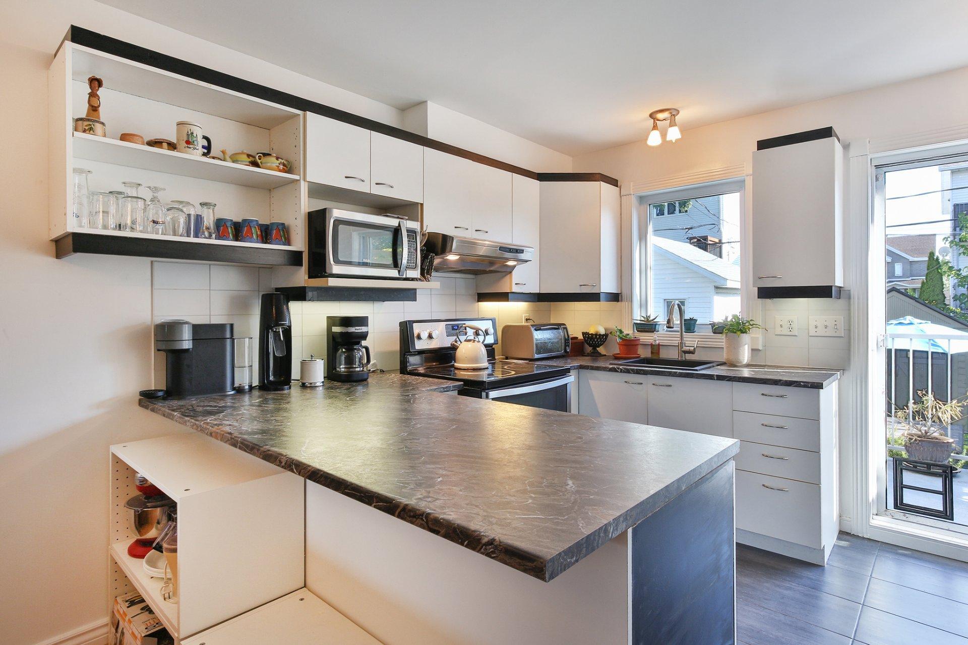 









42


Rue Guertin

,
Saint-Jean-sur-Richelieu,




QC
J2X5R7

