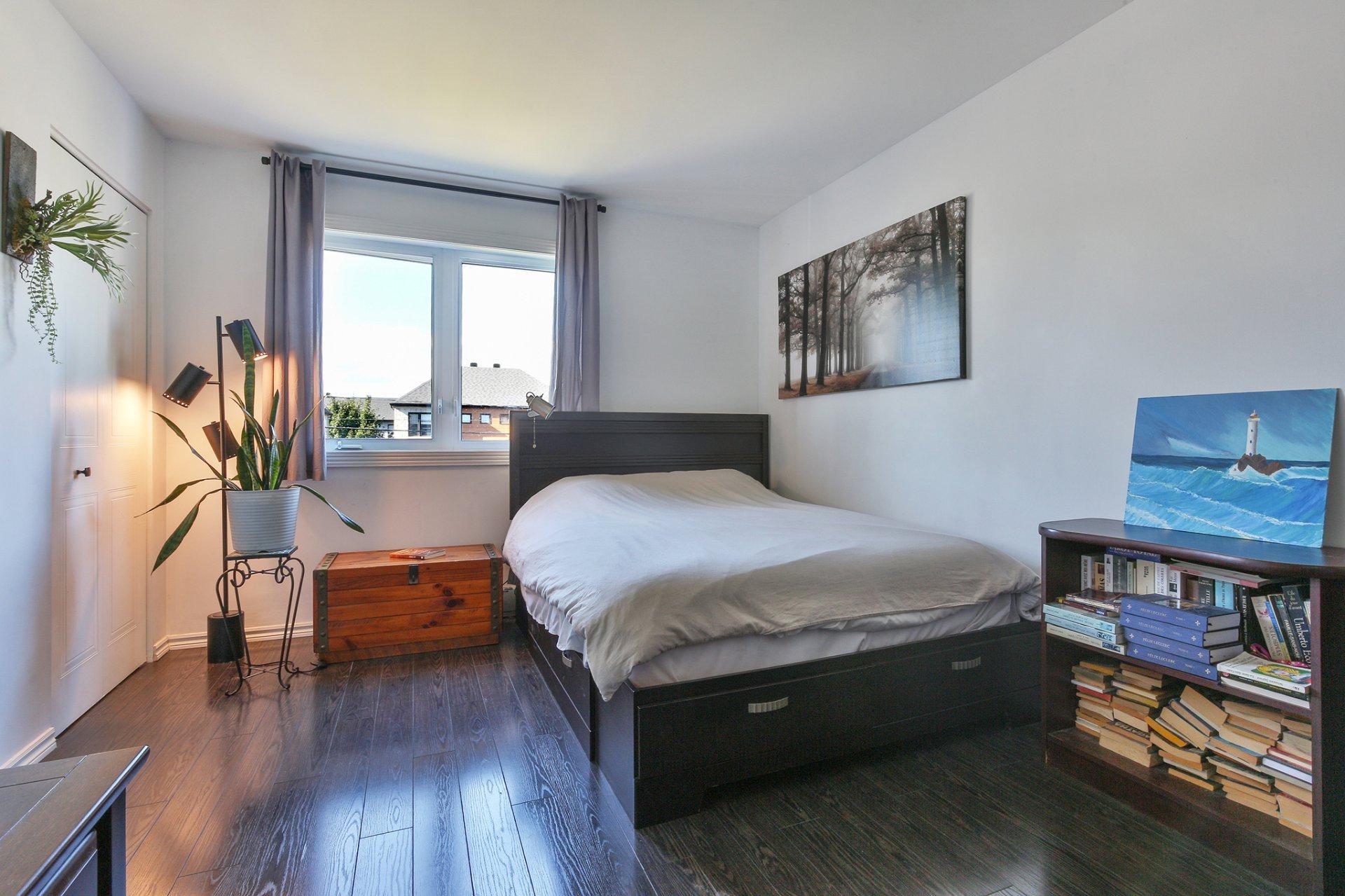 









42


Rue Guertin

,
Saint-Jean-sur-Richelieu,




QC
J2X5R7

