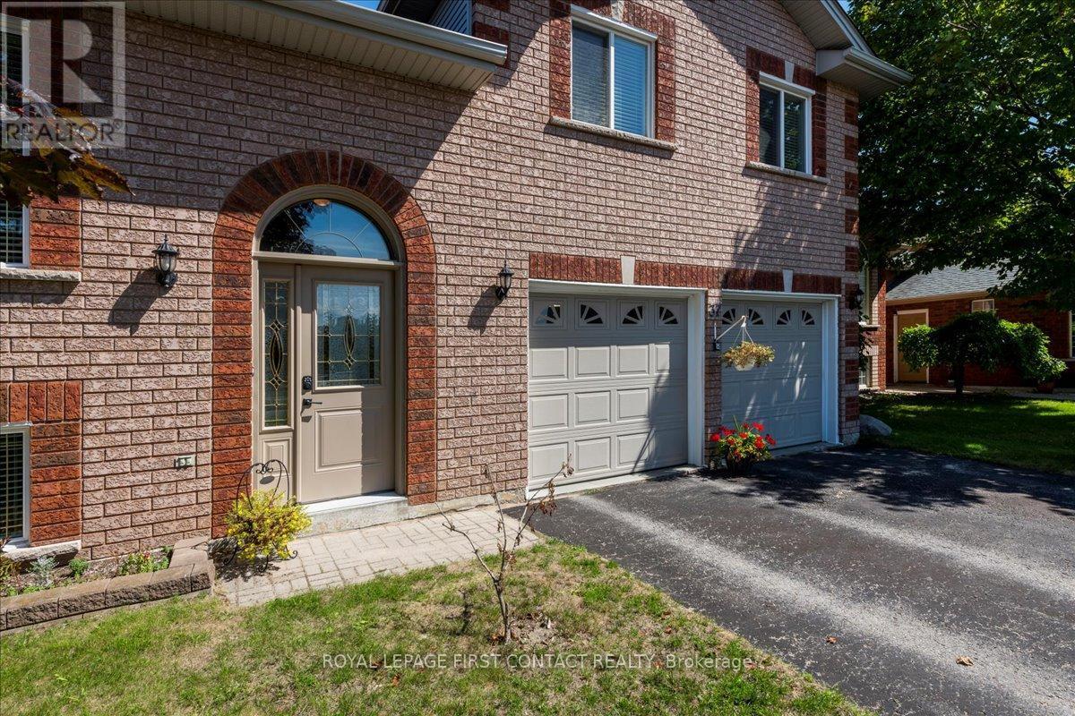 












37 MARSELLUS DRIVE

,
Barrie,




Ontario
L4N8S6

