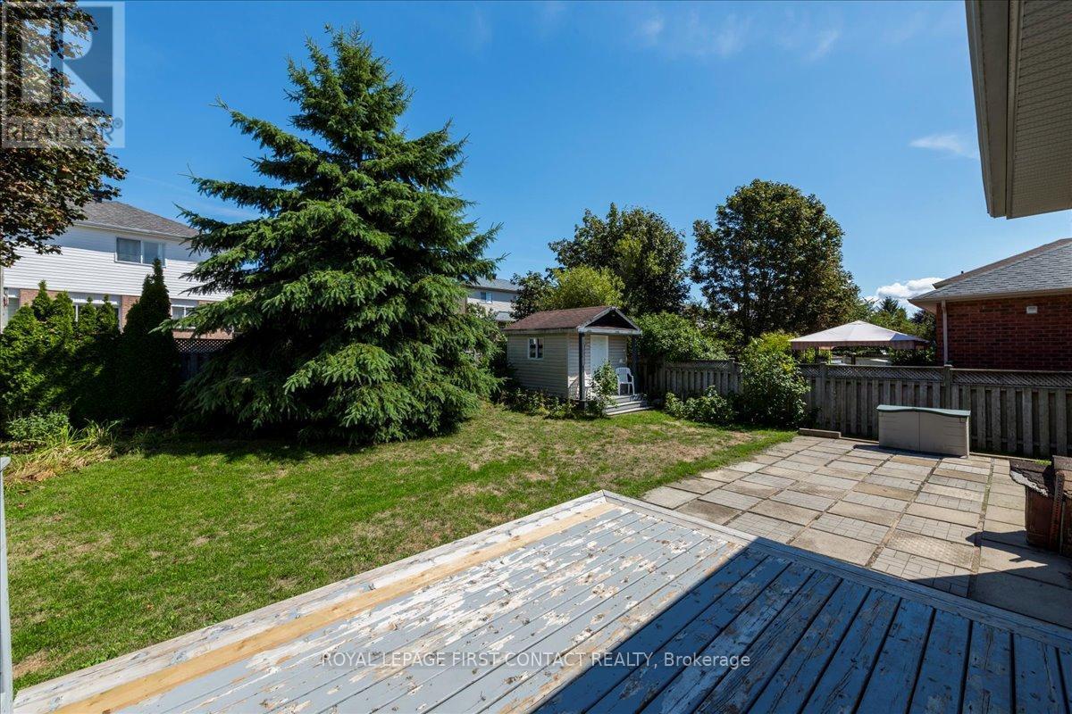 












37 MARSELLUS DRIVE

,
Barrie,




Ontario
L4N8S6

