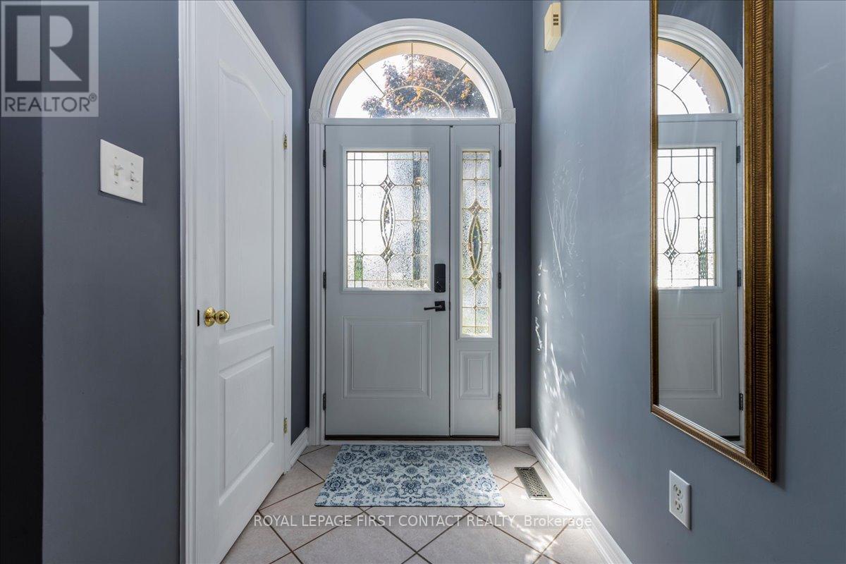 












37 MARSELLUS DRIVE

,
Barrie,




Ontario
L4N8S6

