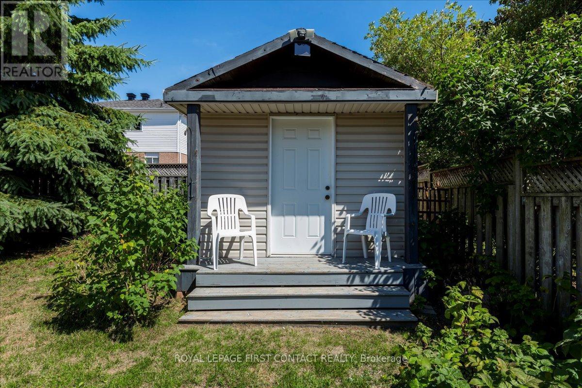 












37 MARSELLUS DRIVE

,
Barrie,




Ontario
L4N8S6

