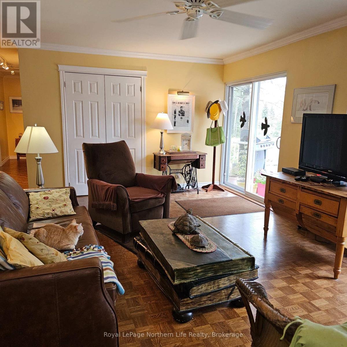 












809 CAMERON ROAD

,
Papineau-Cameron (Papineau Cameron),




Ontario
P0H1V0


