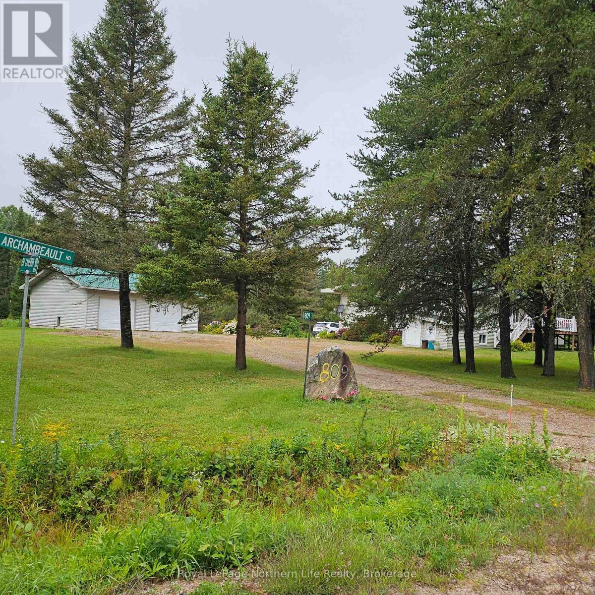 












809 CAMERON ROAD

,
Papineau-Cameron (Papineau Cameron),




Ontario
P0H1V0

