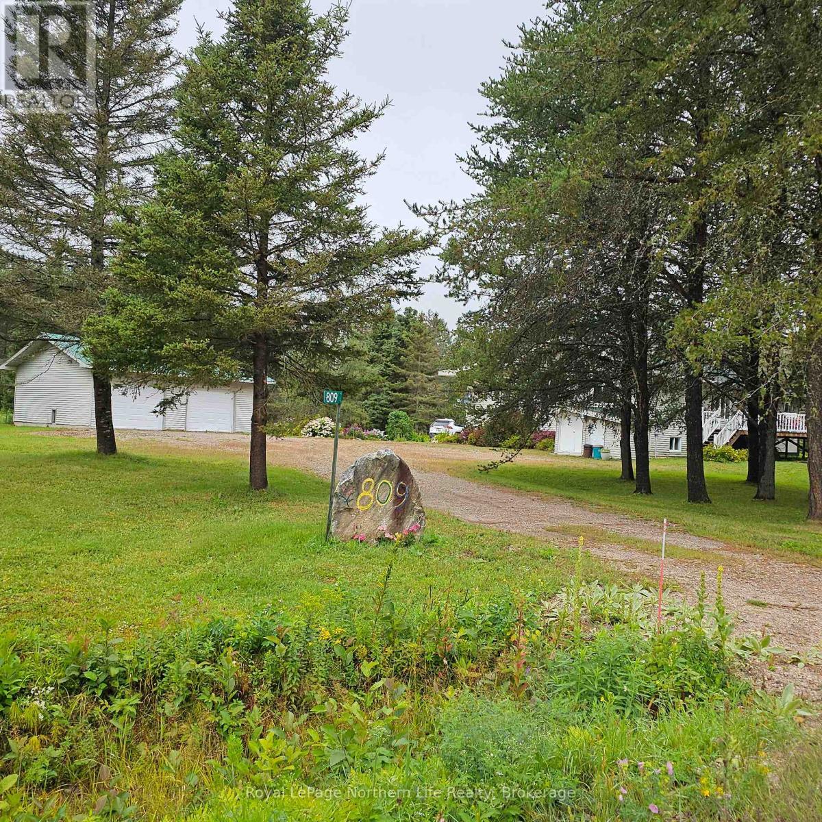 












809 CAMERON ROAD

,
Papineau-Cameron (Papineau Cameron),




Ontario
P0H1V0

