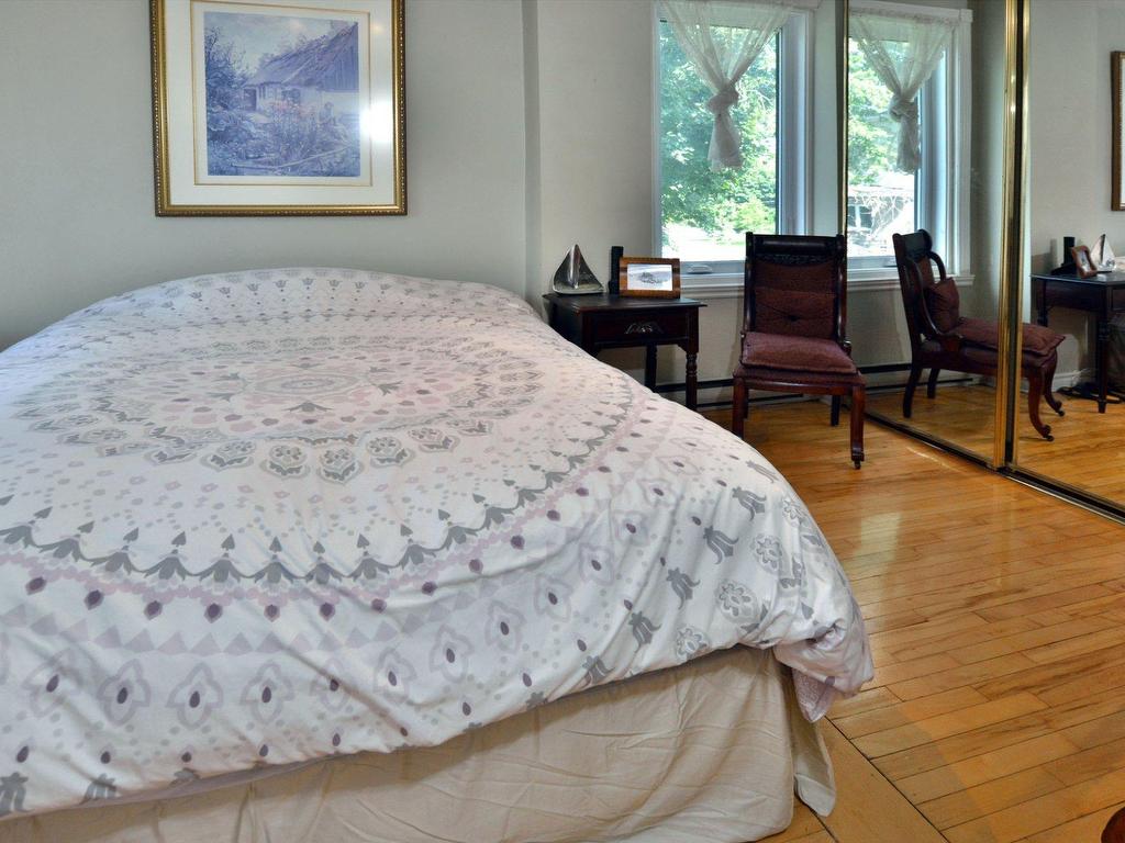 









103


Ch. du Bord-du-Lac-Lakeshore

,
Pointe-Claire,




QC
H9S4J1

