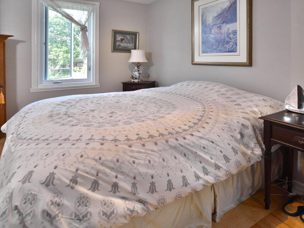 









103


Ch. du Bord-du-Lac-Lakeshore

,
Pointe-Claire,




QC
H9S4J1

