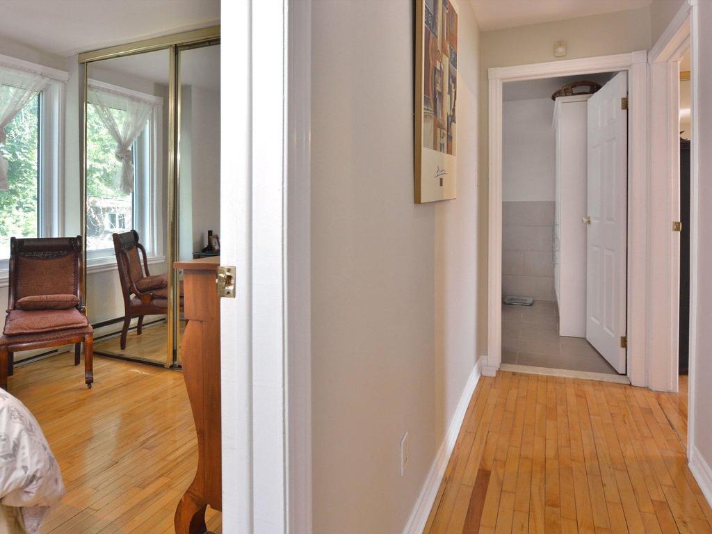 









103


Ch. du Bord-du-Lac-Lakeshore

,
Pointe-Claire,




QC
H9S4J1

